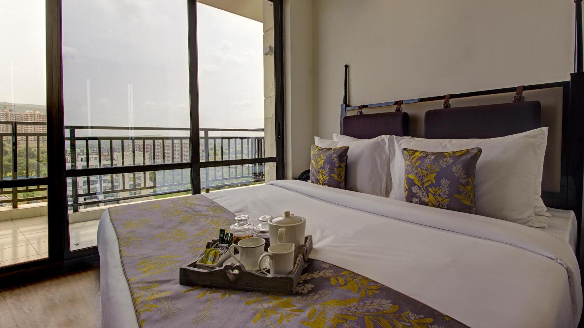 Rhythm Gurugram Hotel & Suites, Sohna Road Gurgaon Dış mekan fotoğraf